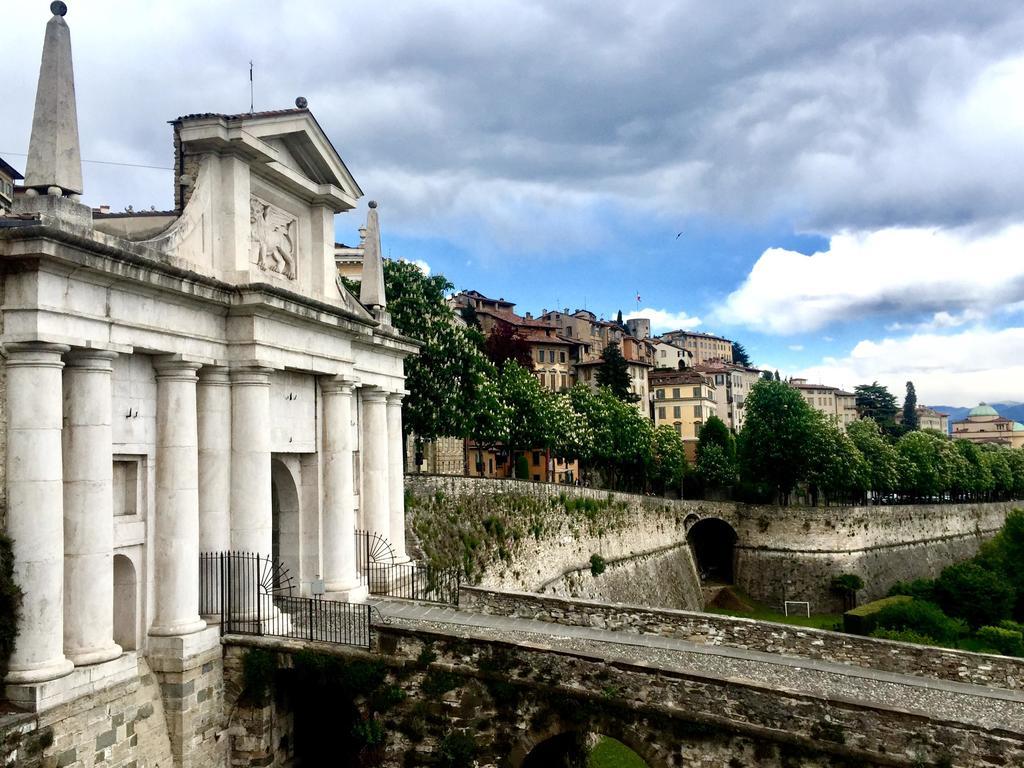 Livinn Bergamo La Mansardina1 E La Mansardina2 Εξωτερικό φωτογραφία